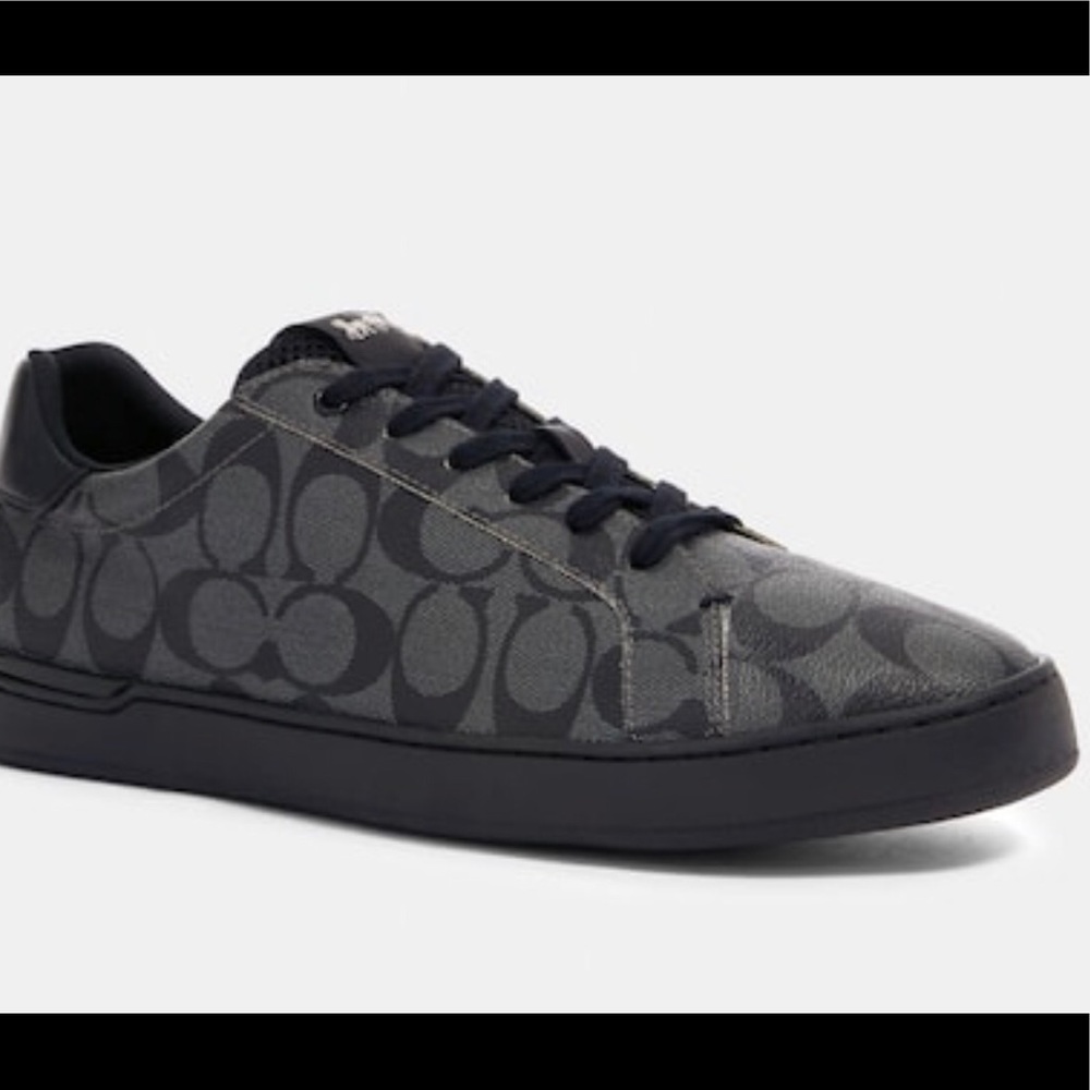 Clip Low Top Sneaker Signature coated canvas upper
Fabric lining and footbed